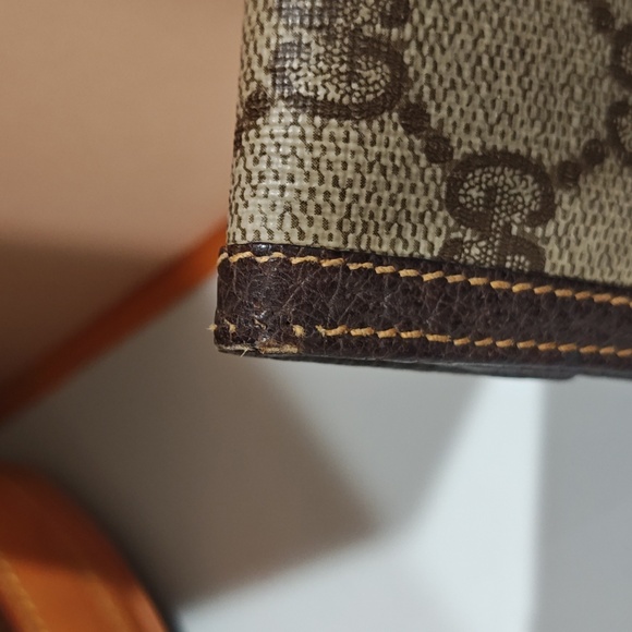 Vintage Gucci Coin Envelope - Picture 8 of 13